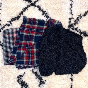 ✨ TWO Cozy Scarf Bundle! ✨